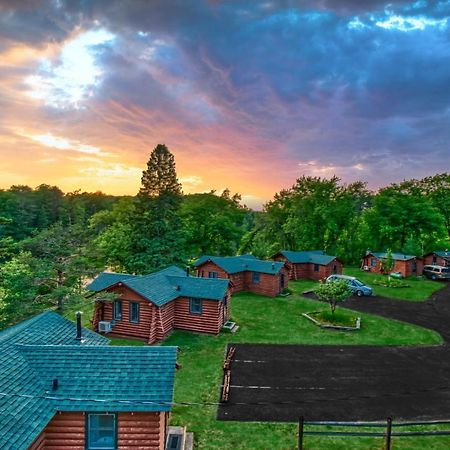 Edgewater Resort Iron Mountain Exterior foto